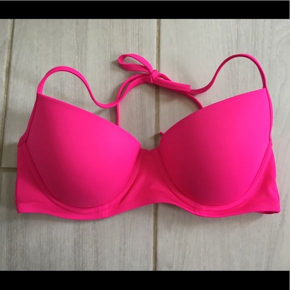 Victoria's Secret Other - Victoria Secret Halter Cradle Bikini Top 36C Victoria's Secret Other - Victoria Secret Halter Cradle Bikini Top 36C